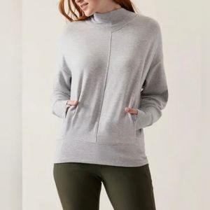Athleta Women's Apollo Crewneck Sweatshirt Athletic Grey Soft Small
